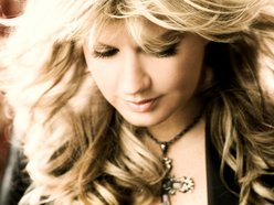 Natalie Grant