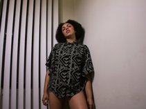Henny B.