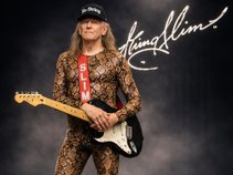 Six-String Slim