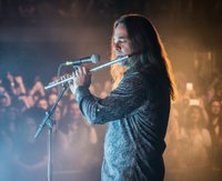 Paul flute closeup side