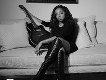 Shavonne Hall