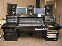 PLATINUM STREET BEATS