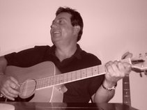 Robb Cairns