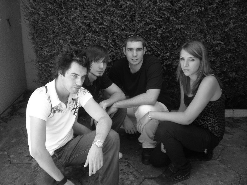 ReverbNation profile picture for @paradoX