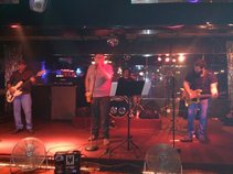 Chris Ellis and The Weekenders