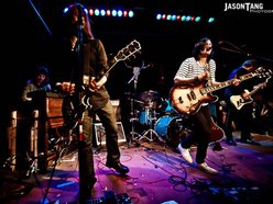 Star Anna and The Laughing Dogs
