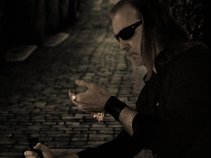 Alyn Keltic * percussionist composer