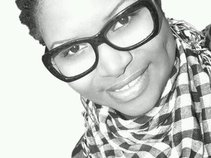 Amore' Rayne