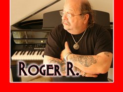 ReverbNation profile picture for @rogerr