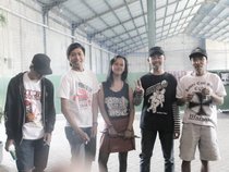 BEBAS PUNK