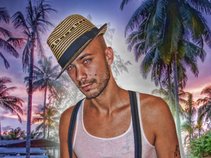 Tony Lenta