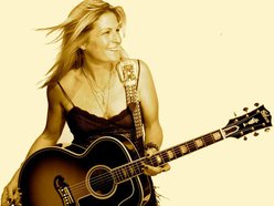 Nancy Atlas