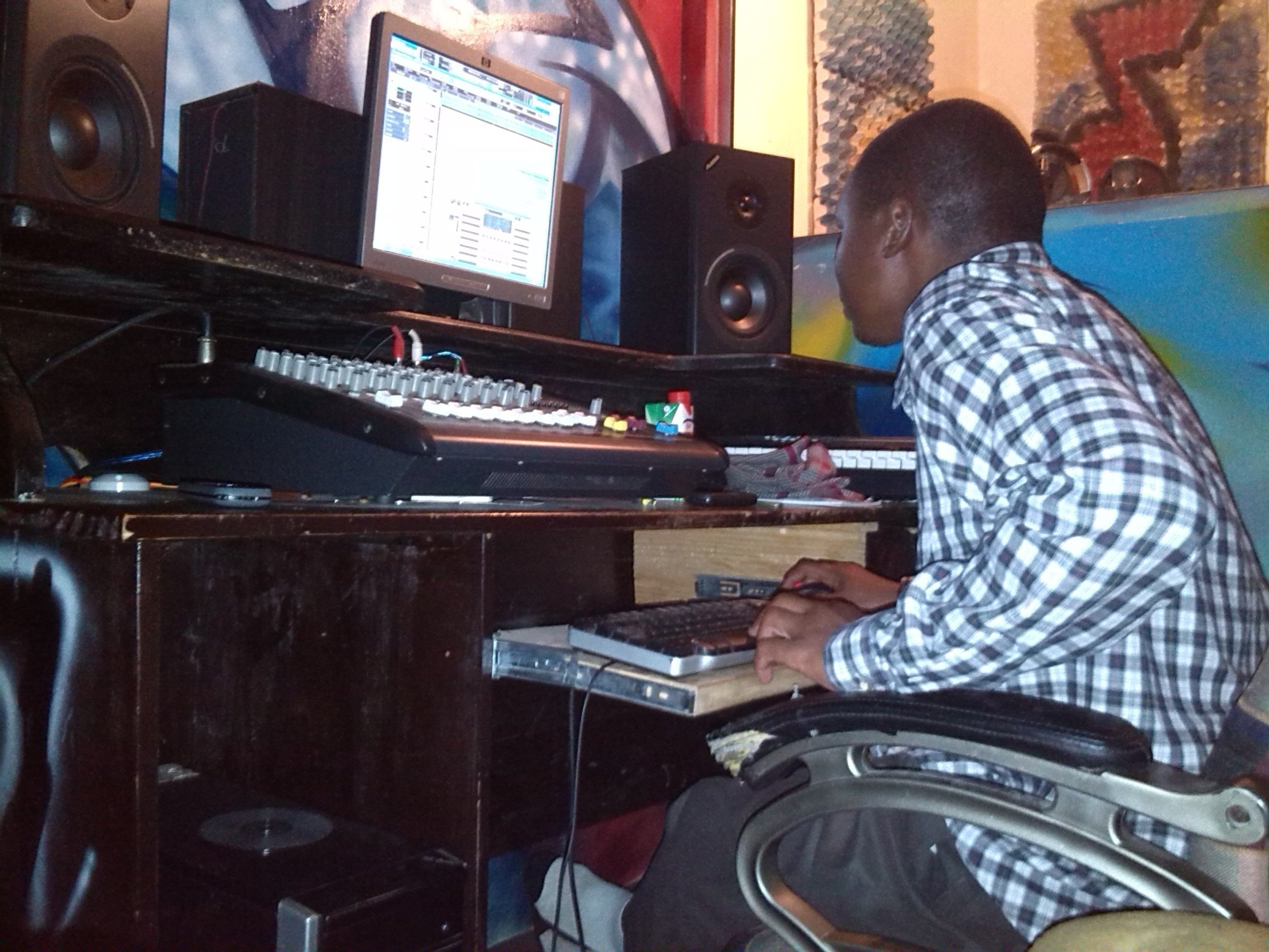 Midundo palla midundo | ReverbNation