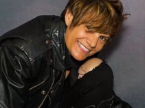 Tristin Shiells Music