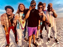 Cheezy and the Crackers