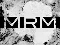 Mirrors Reflecting Mirrors