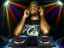 Deejay's-ManZaR
