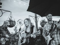 Jessi Adele & The Starling Curve