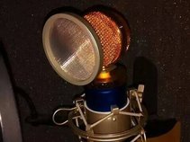 D.J Nut Radio