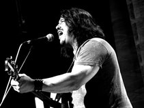JOHNNY HOLLAND