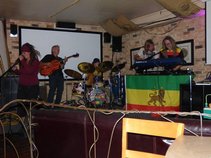 IRIE VIBES REGGAE BAND