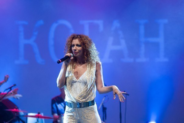 Yuliya Koganning yalangoch surati