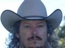 JOHN GUILLORY SINGER/SONGWRITER
