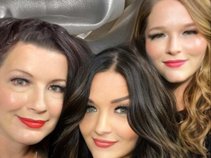 The Mullins Sisters -VA-