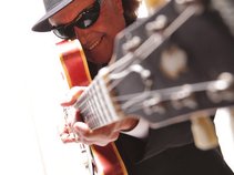 Gregg Young & the 2nd Street Band