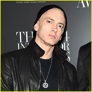 1428522559_eminem-fulfills-
