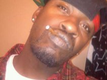 RAlo brown..music* follow me on twitter.com