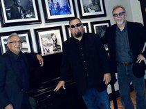 patronsmusicbooking@gmail.com/512-552-1338