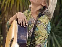 Lorina Harding