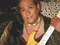 Leesa Miranda Gomez