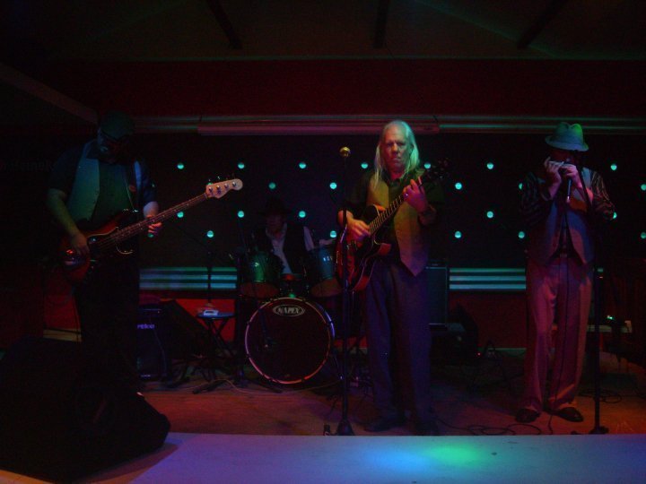 ReverbNation profile picture for @blueberries