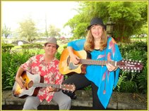 Dennis and Christy Soares