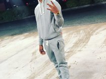 Julio Moncler