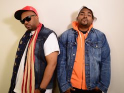 洋楽 Figub Brazlevic/From Ghettos To Galaxies Stream Figub Brazlevič music | Listen to songs, albums