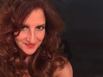 Linda Debella