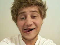 Holden Ellis