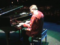 Milton Q