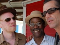 Washboard Chaz Blues Trio