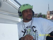 DJ EARL THE GRANWIZERD