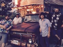 Giovannie & The Hired Guns