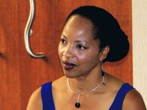 Lois Deloatch Gomes