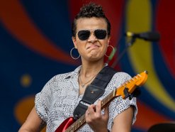 Image for Mia Borders