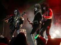 Strutter a tribute to Kiss