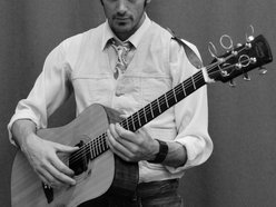 David Earl and the Plowshares