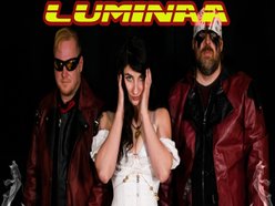Luminaa