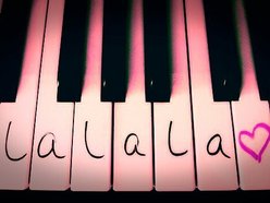 Dr Cortez (Samir Balweel)